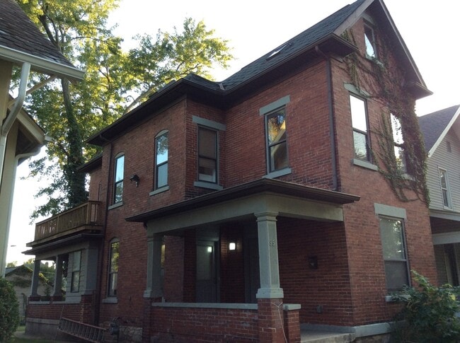 95 W Patterson Ave in Columbus, OH - Building Photo - Building Photo