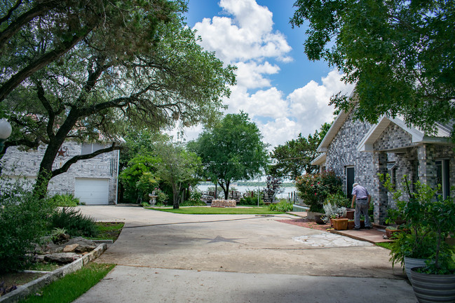 Lake Belton Cottages in Belton, TX - Building Photo - Other