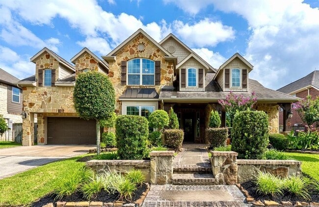property at 18815 Ellis Bend Dr