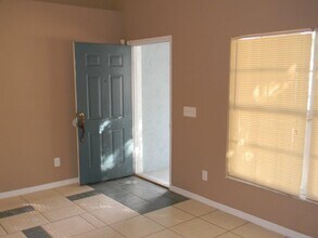 5208 Regal Oak Cir in Orlando, FL - Building Photo - Building Photo