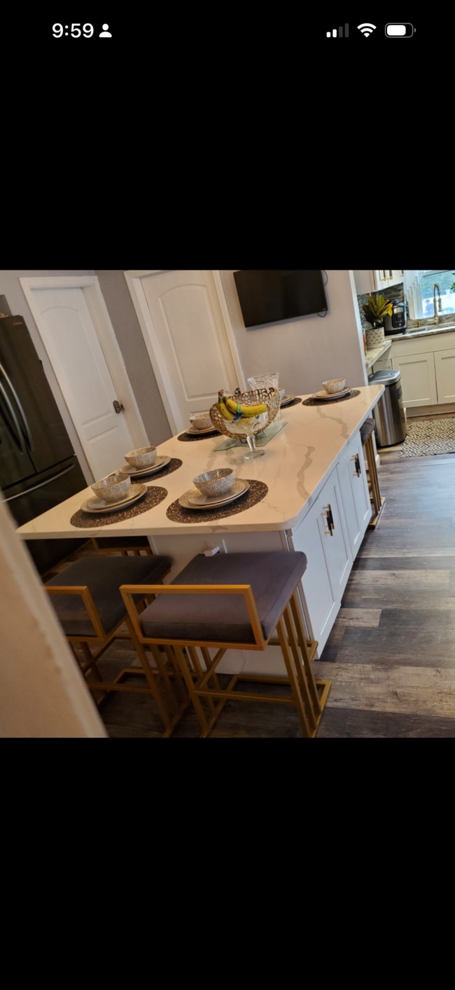 544 Power Rd, Unit Unit one in Pawtucket, RI - Foto de edificio - Building Photo