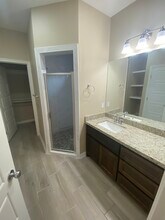 1100 W La Pointe Ave, Unit 3 in Alton, TX - Building Photo - Building Photo