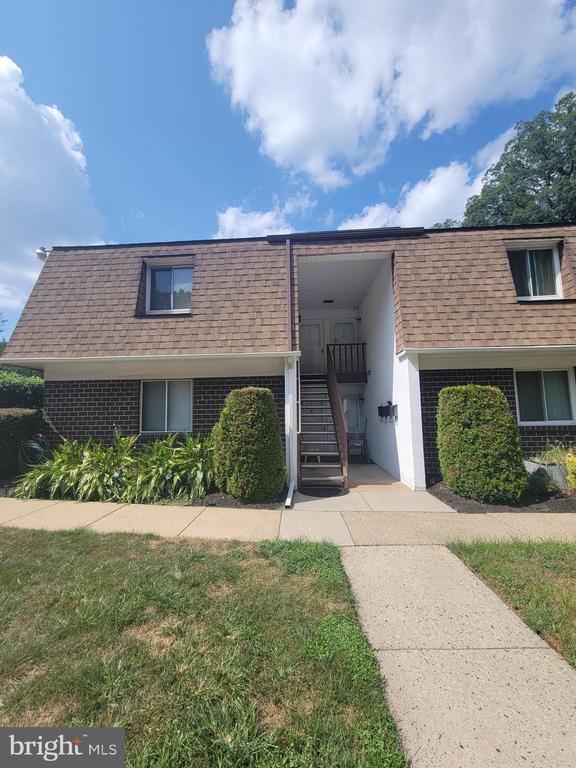 property at 411 N Stiles Ave