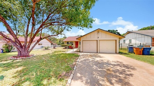 5906 Wagon Bend in Austin, TX - Building Photo - Building Photo