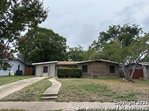 1715 Parnell Ave in San Antonio, TX - Building Photo