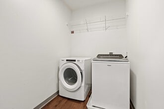 The Wildwood at Main in Sun Prairie, WI - Building Photo - Building Photo