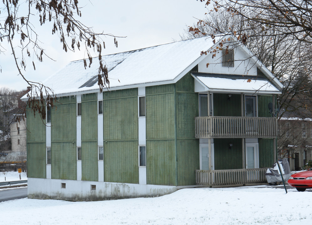 125 N Potter St in Bellefonte, PA - Building Photo