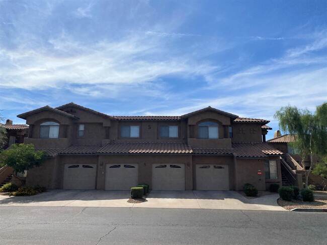 11500 E Cochise Dr in Scottsdale, AZ - Building Photo - Building Photo