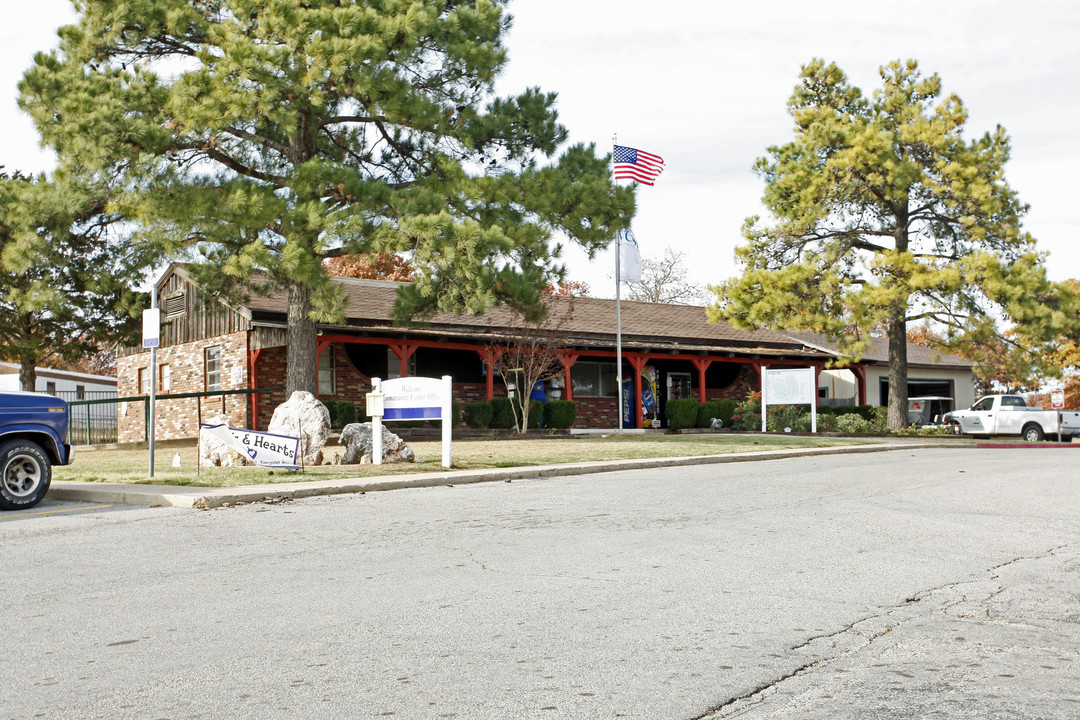 Timberland Mobile Home Community in Choctaw, OK - Building Photo