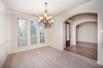 19 Sandwell Place in Spring, TX - Building Photo - Building Photo