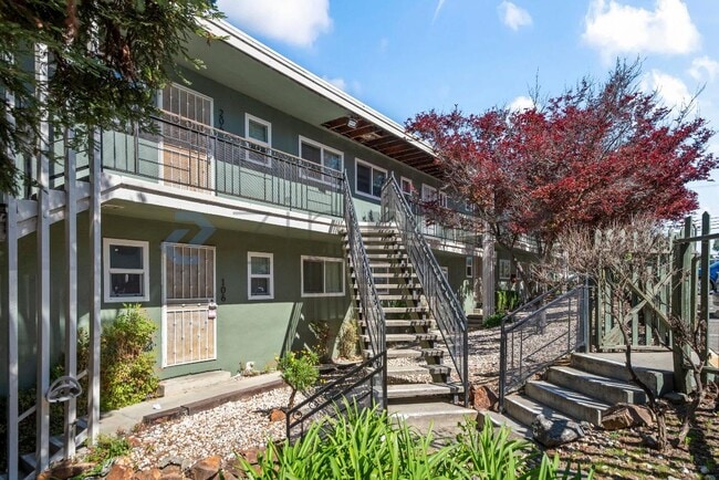 24035 2nd St in Hayward, CA - Building Photo - Building Photo