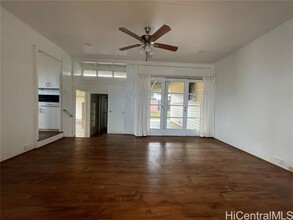 1034 22nd Ave in Honolulu, HI - Building Photo - Building Photo