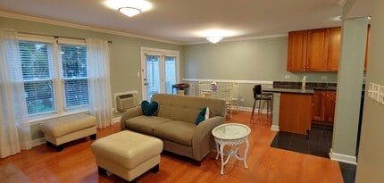 1414 Elmwood Ave, Unit 1C in Evanston, IL - Foto de edificio - Building Photo