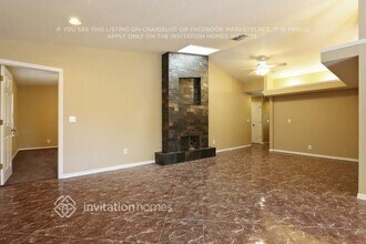 327 80th Ave NE in St. Petersburg, FL - Building Photo - Building Photo