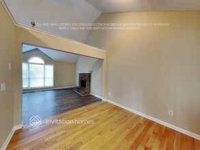 7190 Farm House Ln in Cumming, GA - Foto de edificio - Building Photo