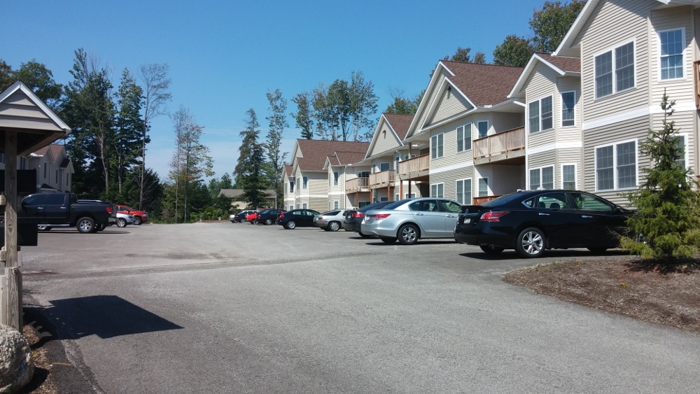 Pine Valley Apartments in Erie, PA - Building Photo