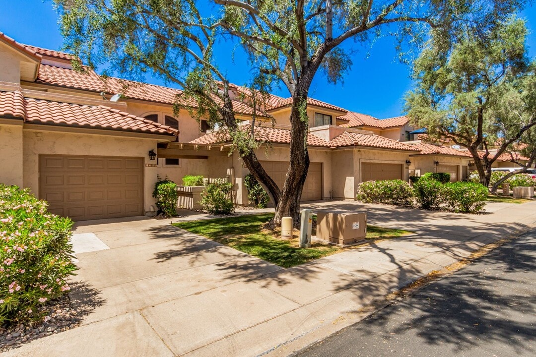 9705-9705 E Mountain View Rd in Scottsdale, AZ - Building Photo