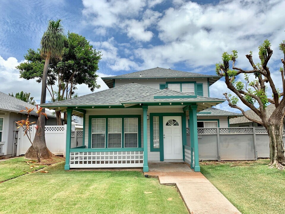 91-1013-1013 Haawina St in Kapolei, HI - Building Photo