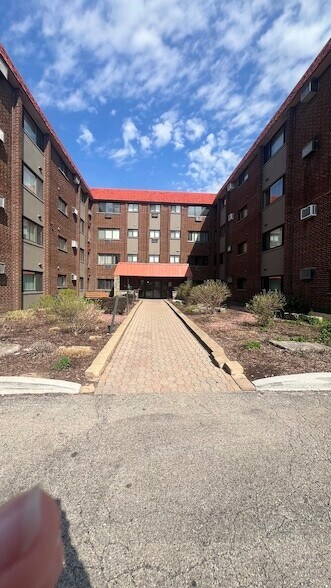 6723 S Chappel Ave, Unit 3 in Chicago, IL - Building Photo - Building Photo