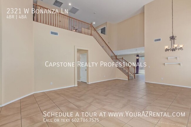 2321 W Bonanza Ln in Phoenix, AZ - Foto de edificio - Building Photo
