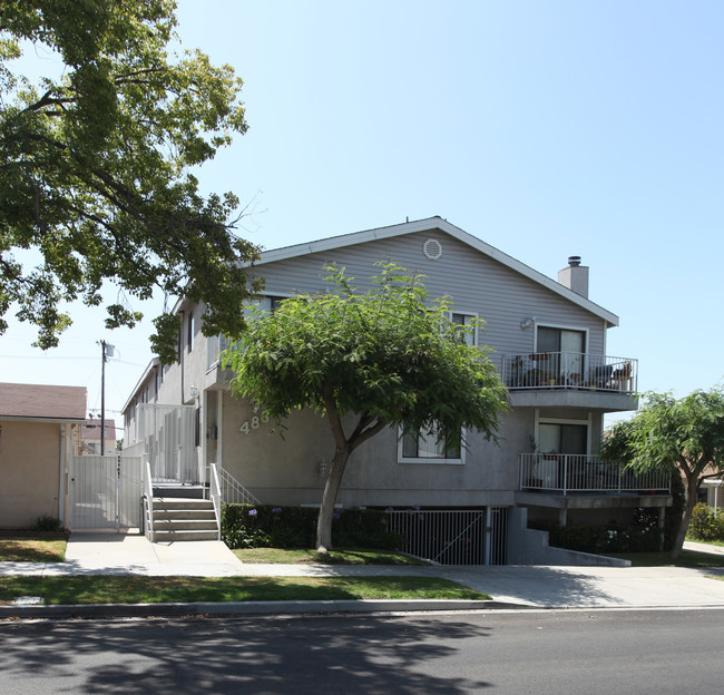 488 E Providencia Ave in Burbank, CA - Building Photo - Building Photo