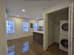 61 Joy St, Unit #3 in Boston, MA - Foto de edificio - Building Photo