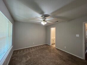 8126 Marydean Ave, Unit 8124 Marydean in Fort Worth, TX - Foto de edificio - Building Photo