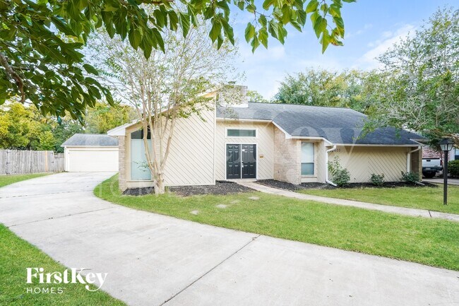 15603 Sandy Hill Dr in Houston, TX - Building Photo - Building Photo
