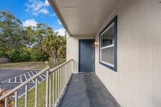 5123 Curry Ford Rd in Orlando, FL - Building Photo - Building Photo