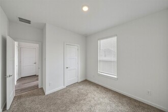 1613 Sunbend Ln in Katy, TX - Building Photo - Building Photo