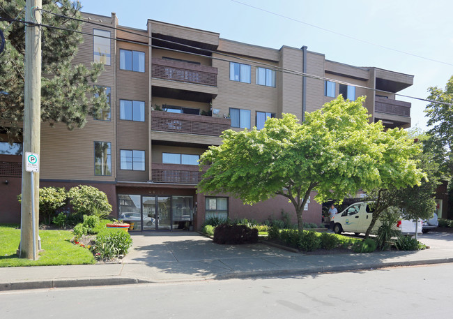 Evergreen Downs in Delta, BC - Building Photo - Primary Photo