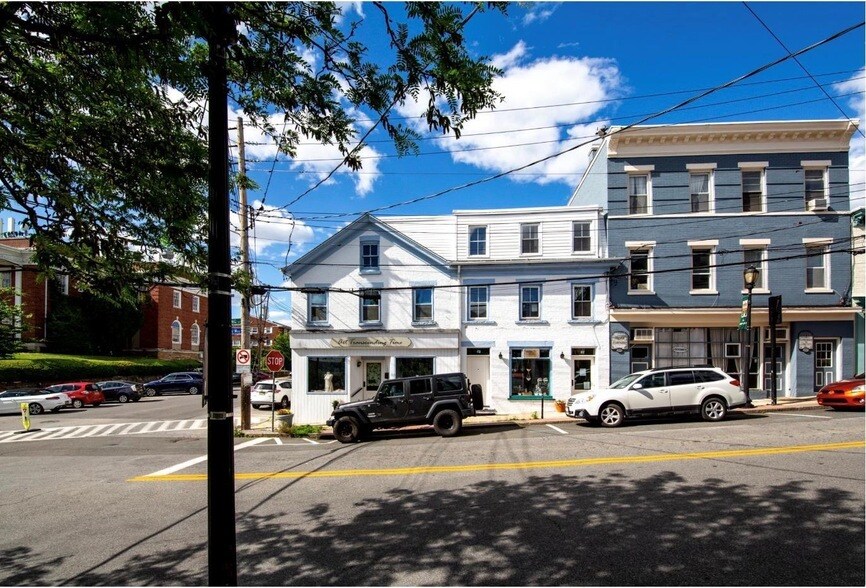 3 Spring St in Hastings On Hudson, NY - Building Photo