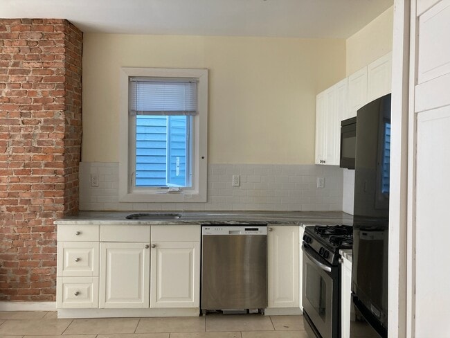 140 Highland Ave, Unit 1