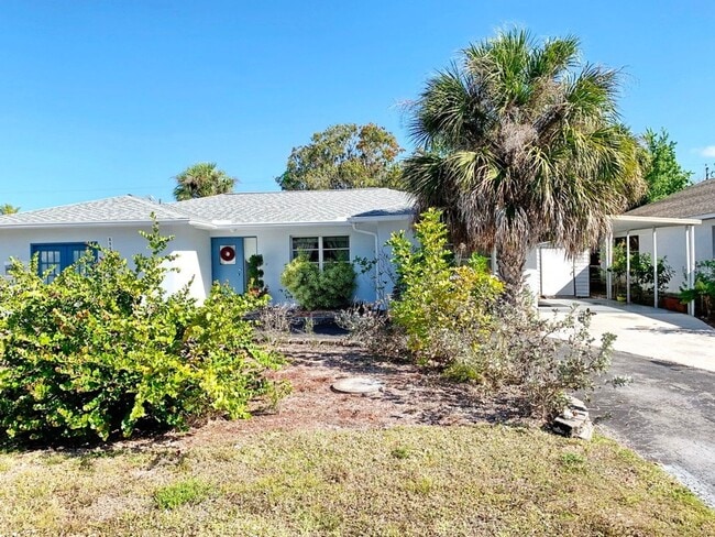 property at 655 94th Ave N