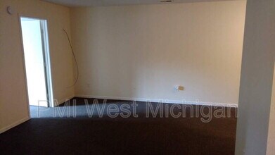 14532 State St in Marne, MI - Building Photo - Building Photo