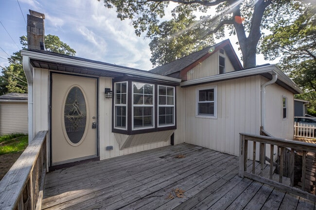 property at 3828 8th St