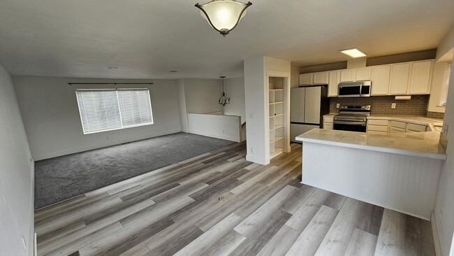 4411 Sinai Dr in Pasco, WA - Building Photo - Building Photo