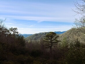 191 Deer Oaks Rd in Deep Gap, NC - Building Photo - Building Photo