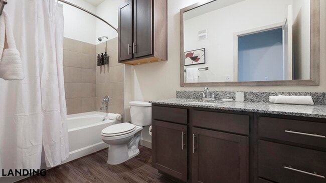 2825 Main St in Buda, TX - Foto de edificio - Building Photo