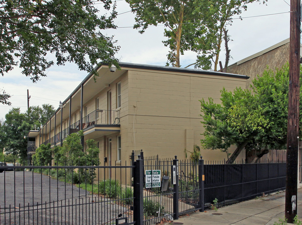 1919 Sophie Wright Pl in New Orleans, LA - Building Photo