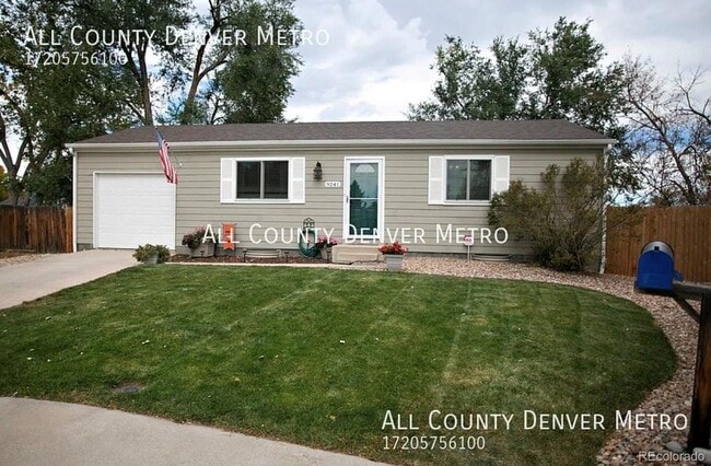 9241 W 100th Cir in Westminster, CO - Foto de edificio - Building Photo