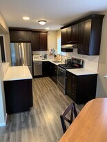 7008 W Lloyd St in Wauwatosa, WI - Building Photo