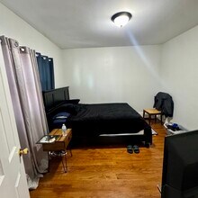 6235 N Mozart St in Chicago, IL - Building Photo - Building Photo