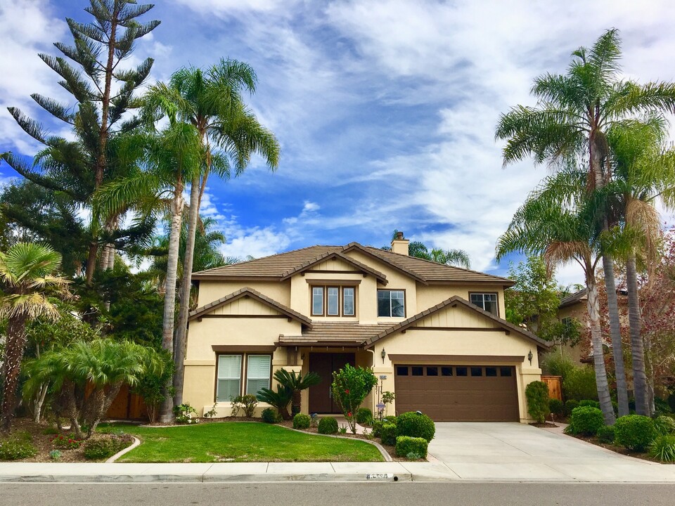 6582 Windflower Dr in Carlsbad, CA - Building Photo