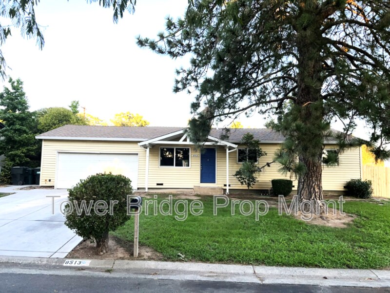 8513 Fairmont Wy in Fair Oaks, CA - Building Photo