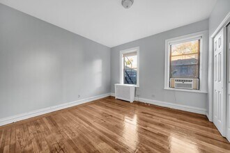270 Harrison Ave in Jersey City, NJ - Building Photo - Building Photo