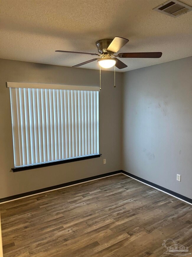 1524 Galvin Ave in Pensacola, FL - Building Photo - Building Photo