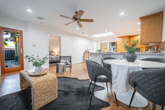 2514 Alameda de las Pulgas in San Mateo, CA - Building Photo - Building Photo