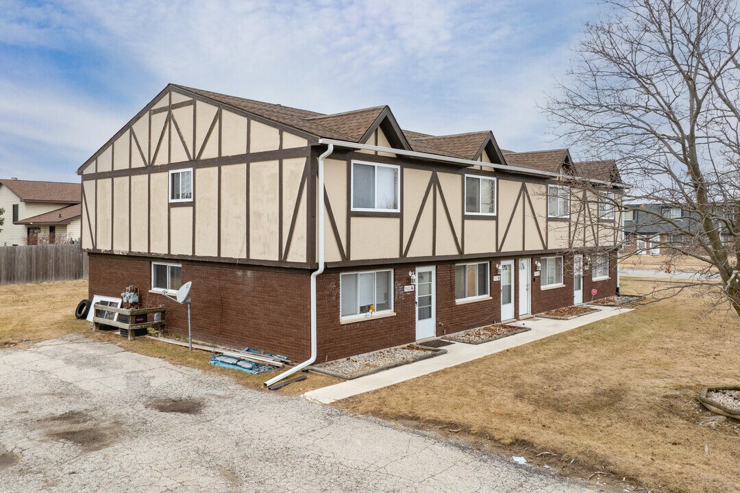 Merrillville 4 Plexes in Merrillville, IN - Building Photo