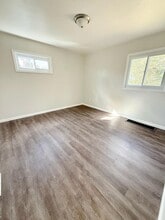 113 Bryant Dr in Pittsburgh, PA - Building Photo - Building Photo